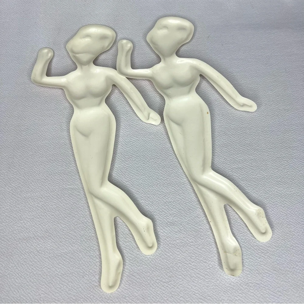 Vintage 1997 Wilton Barbie Doll Cake Decoration Cake Topper Lot Of 2